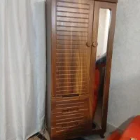 کمد جای کیف وکفش ورگال لباس وایینه قدی و۳عدد کشو