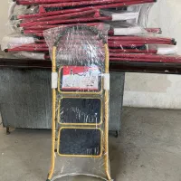 چهار پایه تاشو