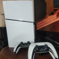 ps5اسلیم به همراه دو دسته  اصلی