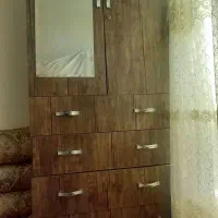 کمد ودراور اینه دار