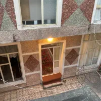 فروش و طاق خانه