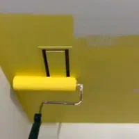 نقاشی با رنگ و دستمزد متری ۶۰ هزارتومان