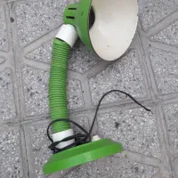 چراغ مطالعه سالم