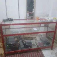 میزشیشه ای ویترینی