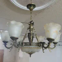 یک جفت لوستر شش شاخه قدیمی