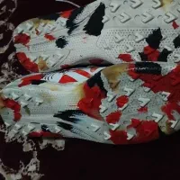 کفش فوتسال تمیز