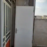 درب اتاق خواب محکم وضخیم