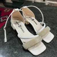 کفش بچگانه دخترانه سایز ۳۳و ۳۴