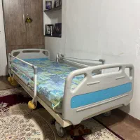 تخت برقی سه شکن