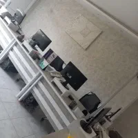 کارمند فروش آهن