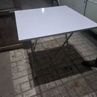 میز غذا، میز تحریر، میز واسه سالمندان، تاشو