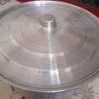 یک عدد قابلمه روحی بزرگ نو وزن سه ونیم کیلو