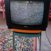 تلویزیون رنگی سامسونگ  ۲۱  اینچ سالم همراه کنترل