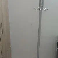 جالباسی ایستاده