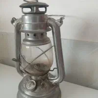 چراغ نفتی کوچک قدیمی تمیز و کاملا سالم