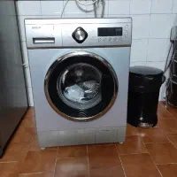 یک عدد لباسشویی