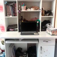 میز تحریر کتابخانه ای