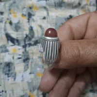 انگشتر کلوخه افریقایی