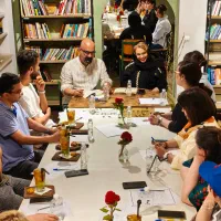 دورهمی‌ و تجربه‌های روانشناسی در فضایی صمیمی و امن