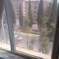 شهرک ناز 90متر طبقه سوم رهن و اجاره