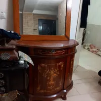 یک عدد کنسول معرق چوب اصل