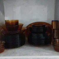 سرویس 18 نفره فرانسه اصل  عسلی رنگ