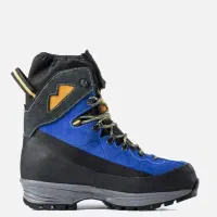 فروش یک جفت کفش قارتال مدل ساوالان سایز42