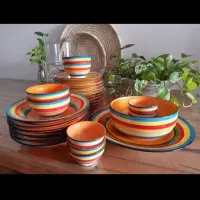 ظروف غذا خوری سرامیکی رنگین کمانی