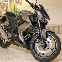 کاوازاکی z250
