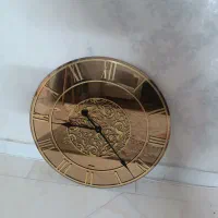 ساعت آینه ای