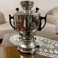 دو عدد سماور یکی گازی یکی برقی