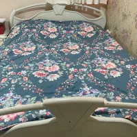 تخت خواب چوب راش