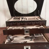 سرویس قاشق چنگال ۱۸نفره جنس عالی