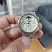 ساعت ماه ستاره