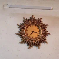 ساعت و تزیینی