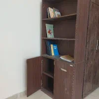 کتابخانه و کمد همراه ۲شلف دیواری