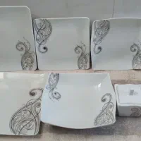 ظرف چینی ۱۸ نفره در حد نو
