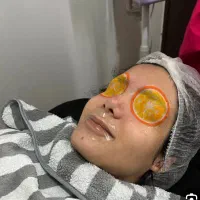 خدمات تخصصی پوست و فشیال
