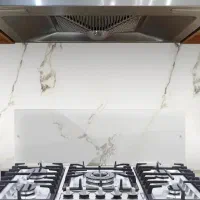 شیشه نسوز پشت گاز محاظ ماربل شیت بین کابینتی
