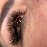 اکستنشن مژه با ۵۰٪ تخفیف