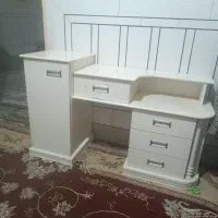 میز آرایشی بدونه اینه