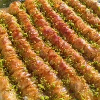 پخش عمده  باقلوا و پیراشکی