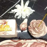 شمع دکوری با سینی سنگی جاعودی