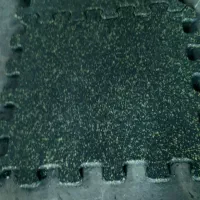 کفپوش گرانول و چمن مصنوعی