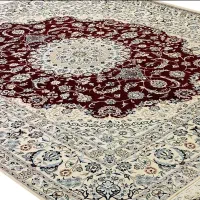 فرش دستبافت ۵.۵ متری نایین اصل ۶لا گل ابریشم لاکی