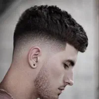 اصلاح سر و صورت مردانه