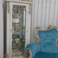 بوفه و ساعت ایستاده