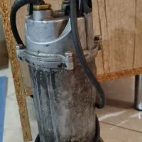 کف کش استخر