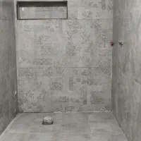 نصب انواع کاشی و سرامیک های ایرانی و خارجی