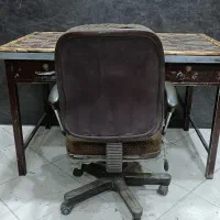 میز و صندلی وپالت پلاستیکی